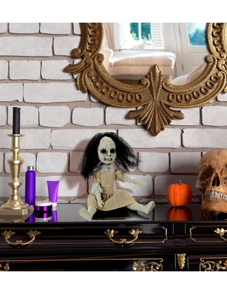 Poupée vintage effrayante : décoration halloween