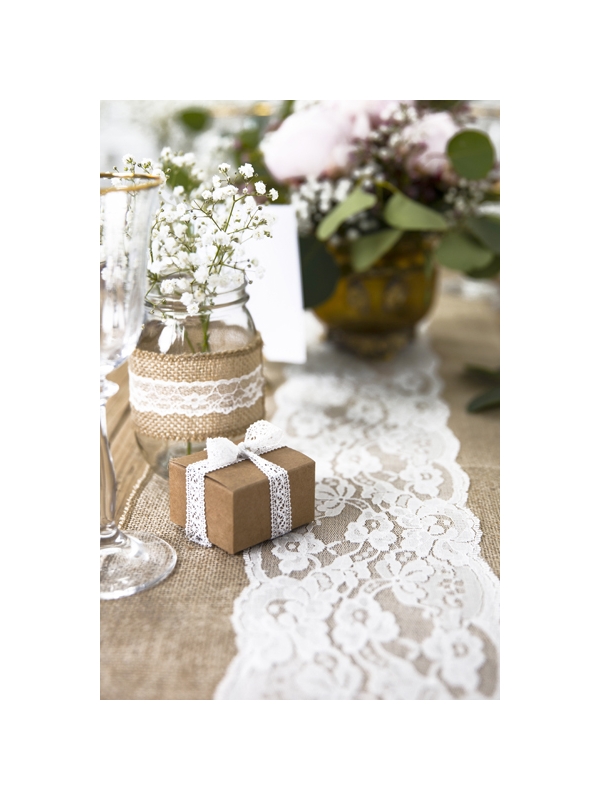 Chemin de Table Jute et Dentelle : Élégance Rustique Chic - 0,28x2,75m