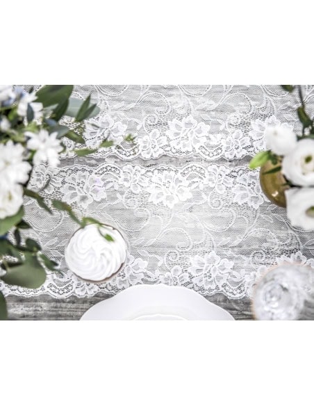 Décoration de Table Chic avec du Chemin de Table en Dentelle 0.18 x 9m