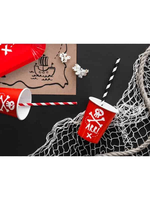 Gobelets rouges pour anniversaire pirate