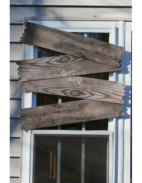 Déco fenêtres halloween : fausses planches vieillies