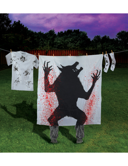 Décoration Halloween Extérieure : Loup-Garou Terrifiant avec Drap Taché de Sang et Pieds en Peluche