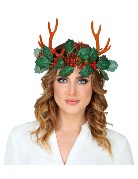Cornes de renne de Noël avec feuilles de houx et pommes de pin
