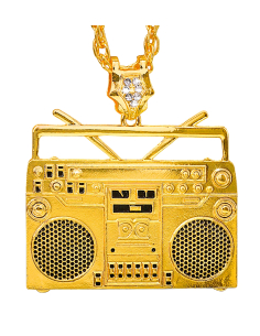Collier Années 80 avec Pendentif Radio Cassette : Un Accessoire Nostalgique