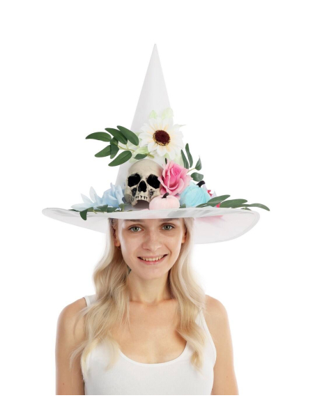 Chapeau de Sorcière Blanc à Fleurs Pastel – Élégance et mystère pour Halloween