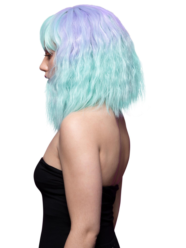 Perruque mi-longue ondulée Manic Panic® Lavender Mist™ – Modèle Trash Goddess™