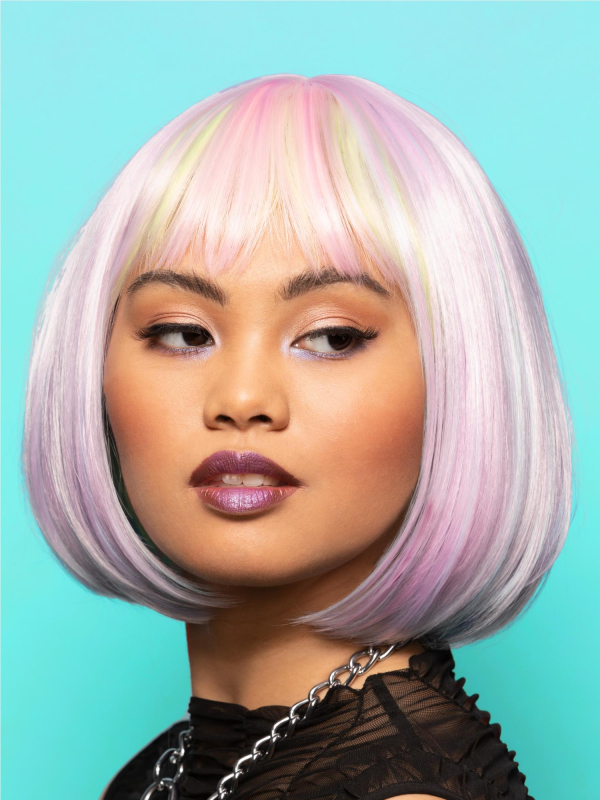 Perruque Manic Panic® Misty Rainbow™ Glam Doll™ – Carré Long Pastel Stylisable