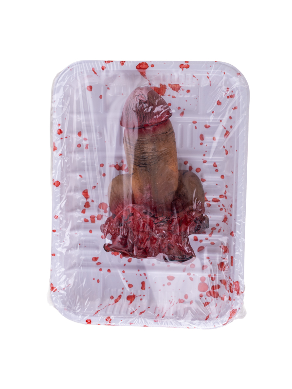 Décoration Halloween Trash – Pénis Sectionné Ensanglanté en Barquette (18 cm)