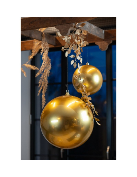 Boule de Noël XXL or satiné 25 cm – Sublimez vos espaces commerciaux