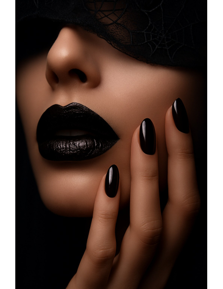 Rouge à lèvres et vernis à ongles noir – Spécial maquillage Halloween