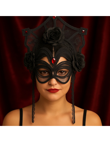 Couronne Masquée Élégance Gothique – Coiffe de Reine Noire avec Roses & Dentelle