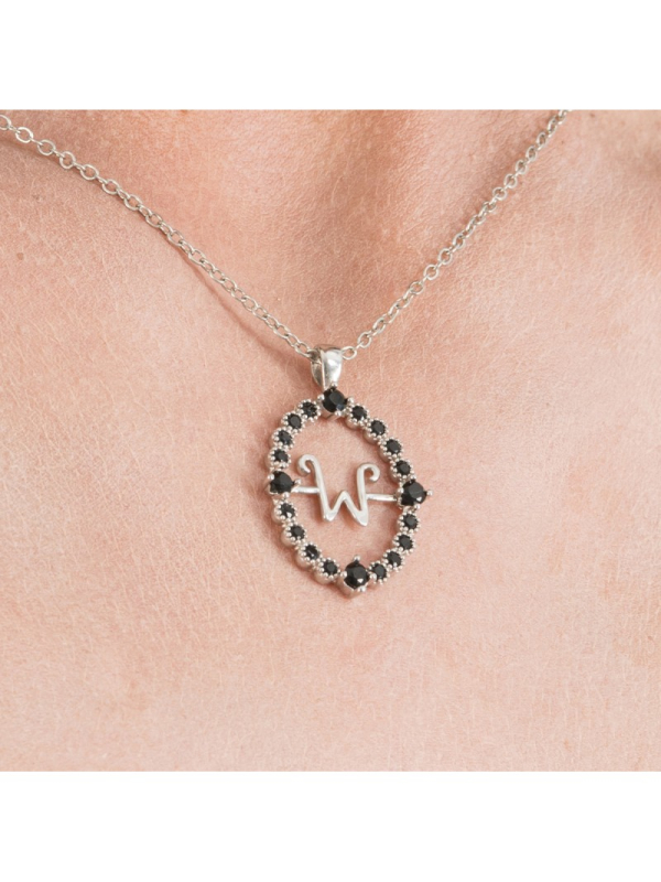 Collier réversible W/M Mercredi Addams – Bijou gothique officiel Wednesday™