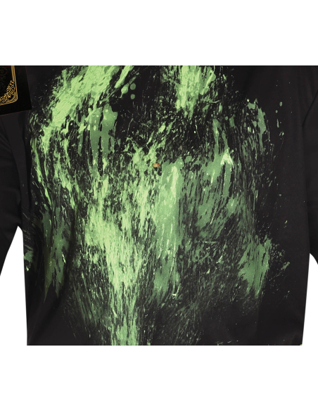 Déguisement prêtre exorciste homme – Soutane noire tachée de « vomi » vert (Taille ML 52–54)