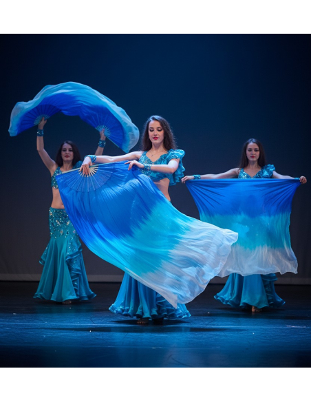 Éventail à Voile Bleu Dégradé – Accessoire de Danse et de Spectacle Professionnel