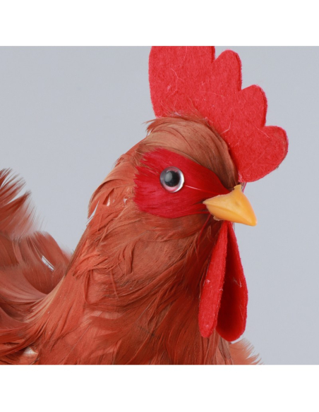 Poule Rousse Décorative en Plumes – Déco Pâques 33 cm
