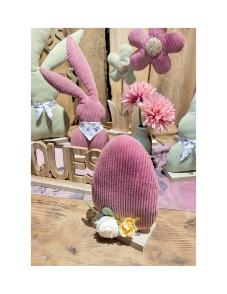 Œuf en Velours Vieux Rose 16 cm – Décoration Pastel Élégante