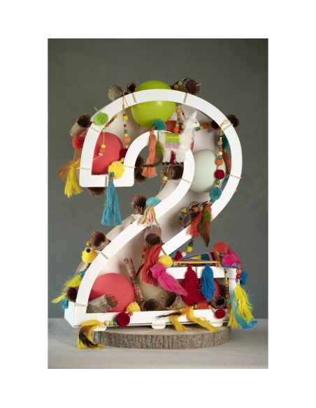 Structure chiffre à garnir en carton recyclable – Décoration anniversaire & vitrine- chiffre 2