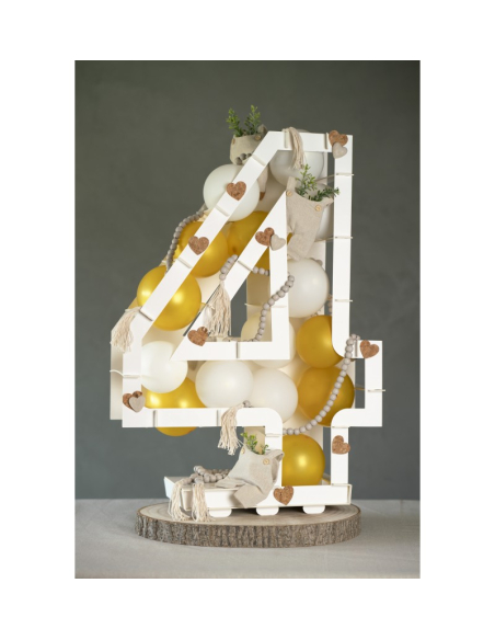 Structure chiffre à garnir en carton recyclable – Décoration anniversaire & vitrine- chiffre 4