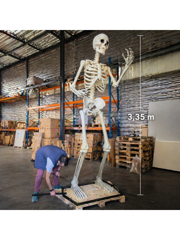 Décoration Géante Halloween : Squelette XXL de 3.35 mètres