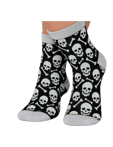 Chaussettes tête de mort noires à motifs blancs et gris
