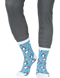 Chaussettes de Noël bleues à pingouins et cannes à sucre 2