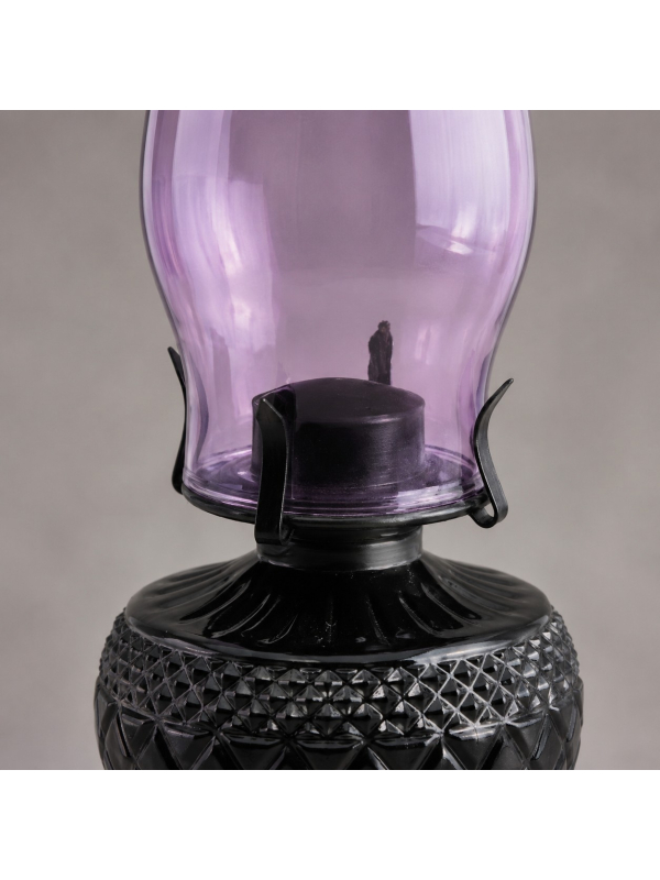Lanterne décorative violette avec supports noirs