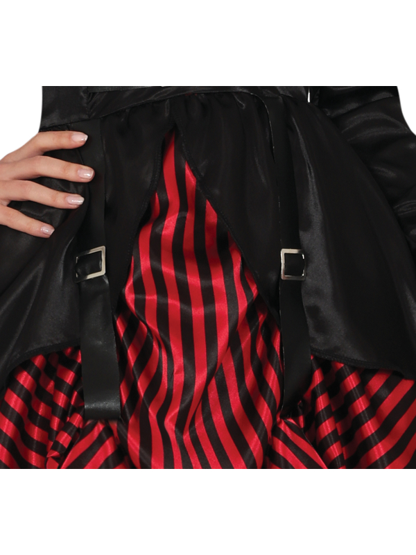 Détail de la jupe rayée rouge et noire gothique