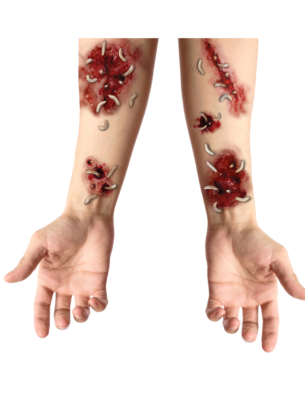 Détail des blessures rouges avec vers en relief