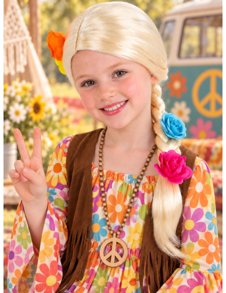 Perruque princesse enfant blonde à longue tresse fleurie portée en mode hippie