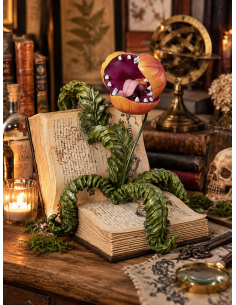Livre ancien avec plante carnivore en résine – Décoration Halloween chic et cabinet de curiosités
