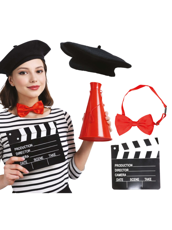 Set réalisateur de cinéma avec béret noir, clap, mégaphone et nœud papillon